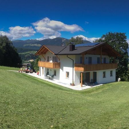 Ferienwohnungen Schlosshausl San Lorenzo di Sebato Kültér fotó